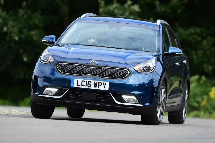  Kia Niro 2016 года  (UK) (фото 10 из 31)